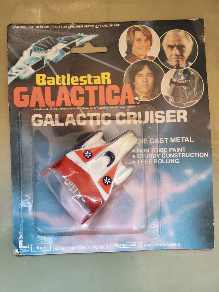 Battlestar Galactic Vintage 1978 Galactic Cruiser red UNOPENED