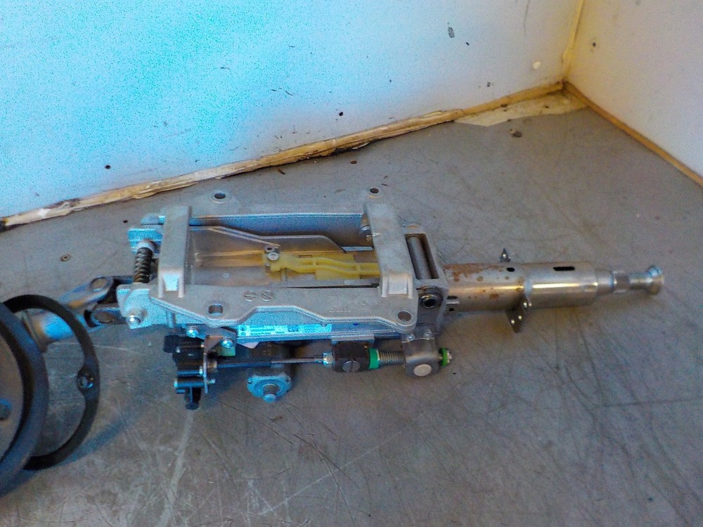 2017 MASERATI LEVANTE ADJUSTABLE STEERING COLUMN 06701004360