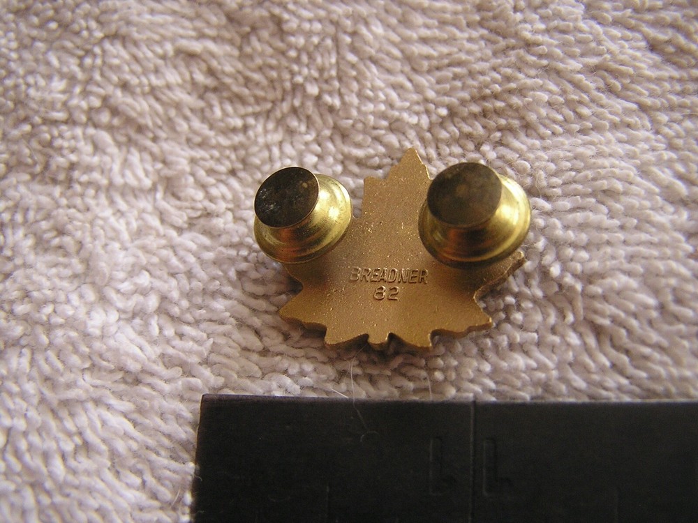 Vintage Breadner 82 Pin Leaf and Wings
