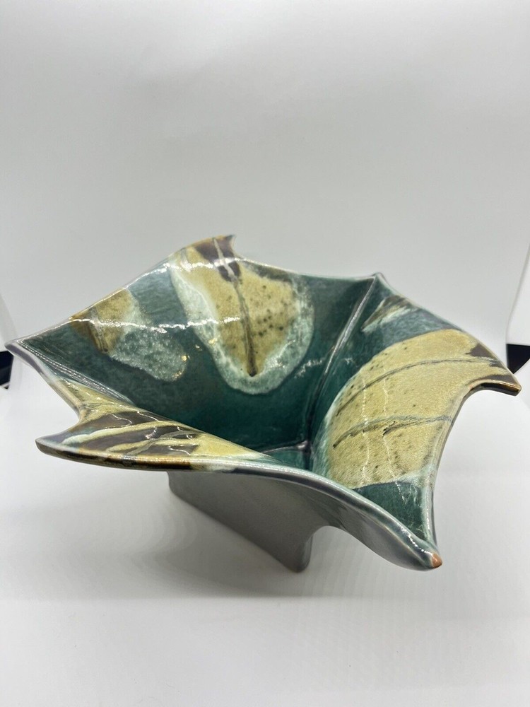 Studio Art Pottery Bowl Ruffled Top