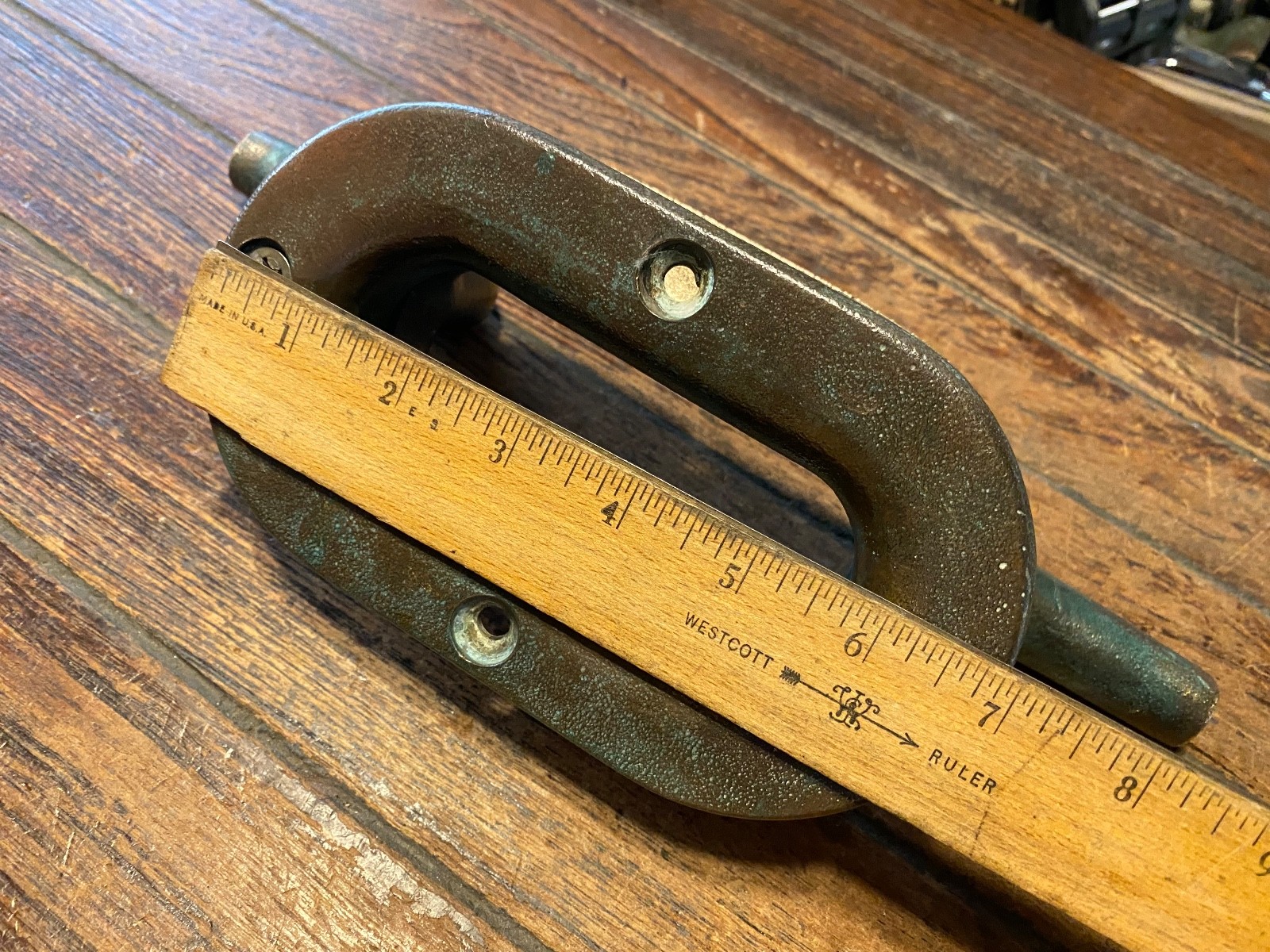 VINTAGE CAST BRONZE COMBINATION CLEAT/HAWSE HOLE 12" LONG (2 avail)