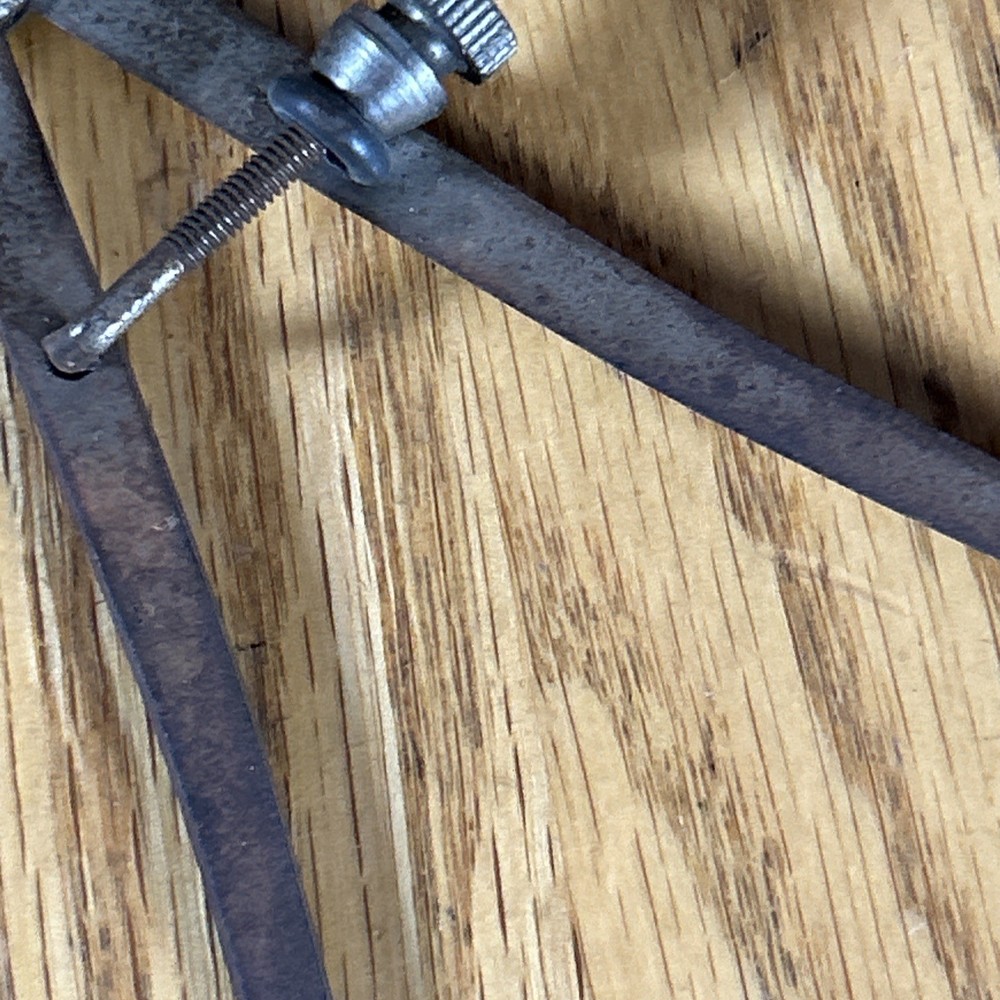 Vintage Outside Spring Calipers Dividers Unmarked Engineering Tools