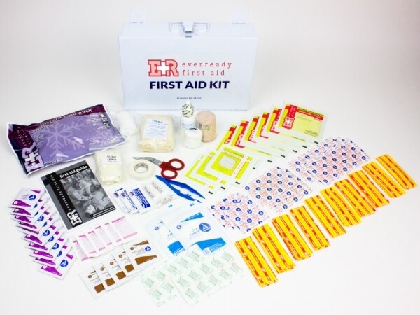 FIRST AID KIT, 25 PERSON, METAL CASE
