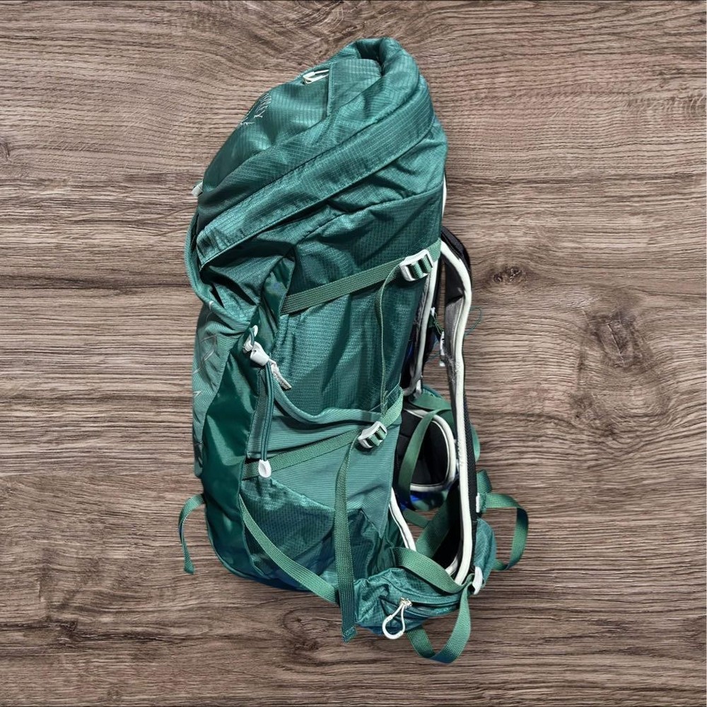 OSPREY Tempest 34 Backpack Green Used Excellent Condition