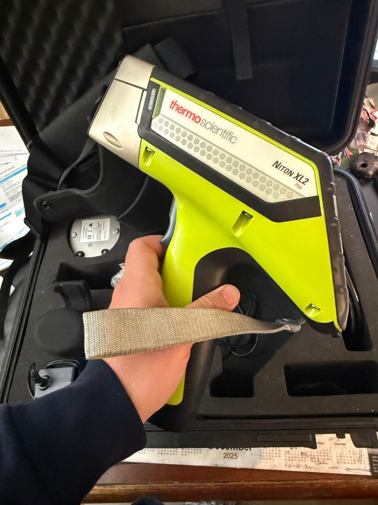 thermo scientific XL2 Plus XRF analyzer, very good condition barely used.