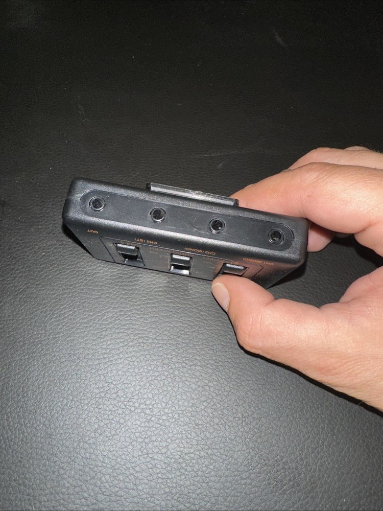 Azden audio mixer Cam-3