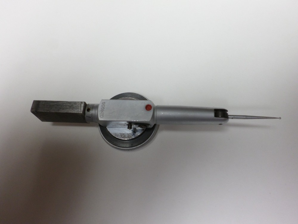 Mitutoyo # 513-118 Dial Indicator - used