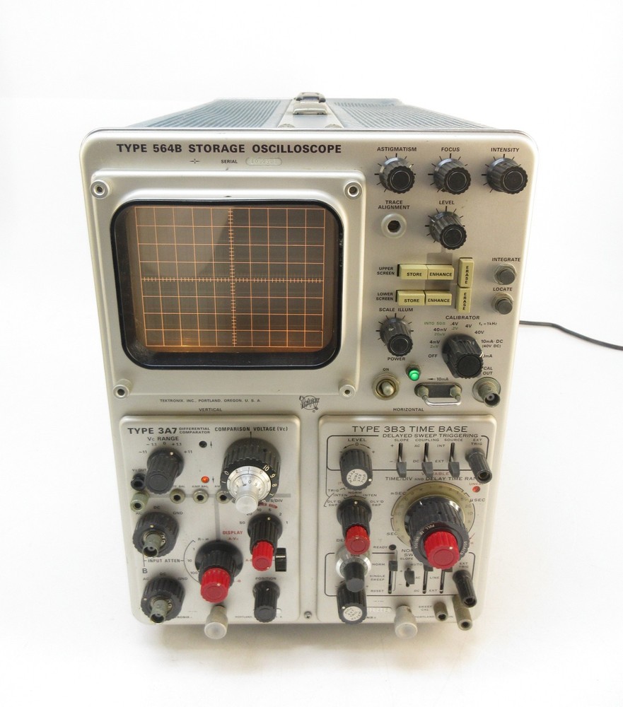 Tektronix 564B Analog Oscilloscope Mainframe with Type 3A7 & 3B3 Time Base