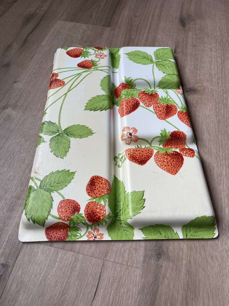 Vintage Strawberry Patterned Extra Large Divided Tray