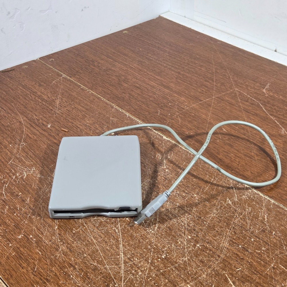 Vintage Smart Disk FDUSB-TM2 Mitsumi Model #D353FUE