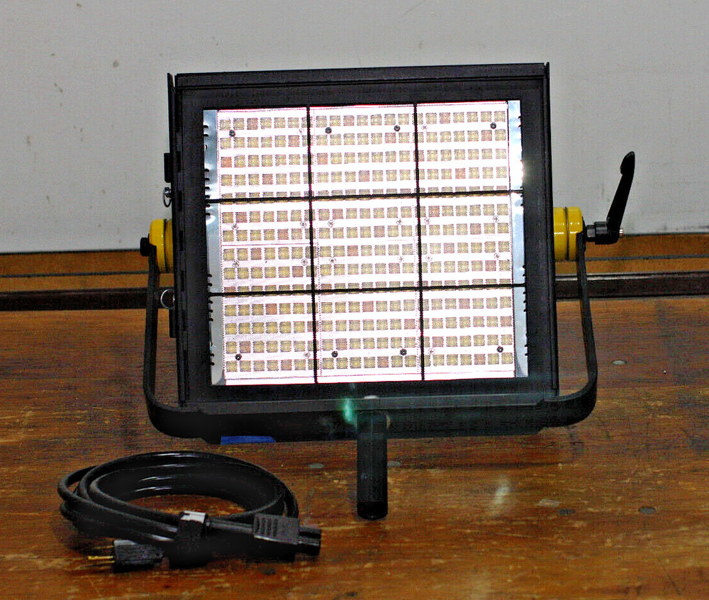 LOWEL PRIME 200 LED LIGHT (DAYLIGHT)