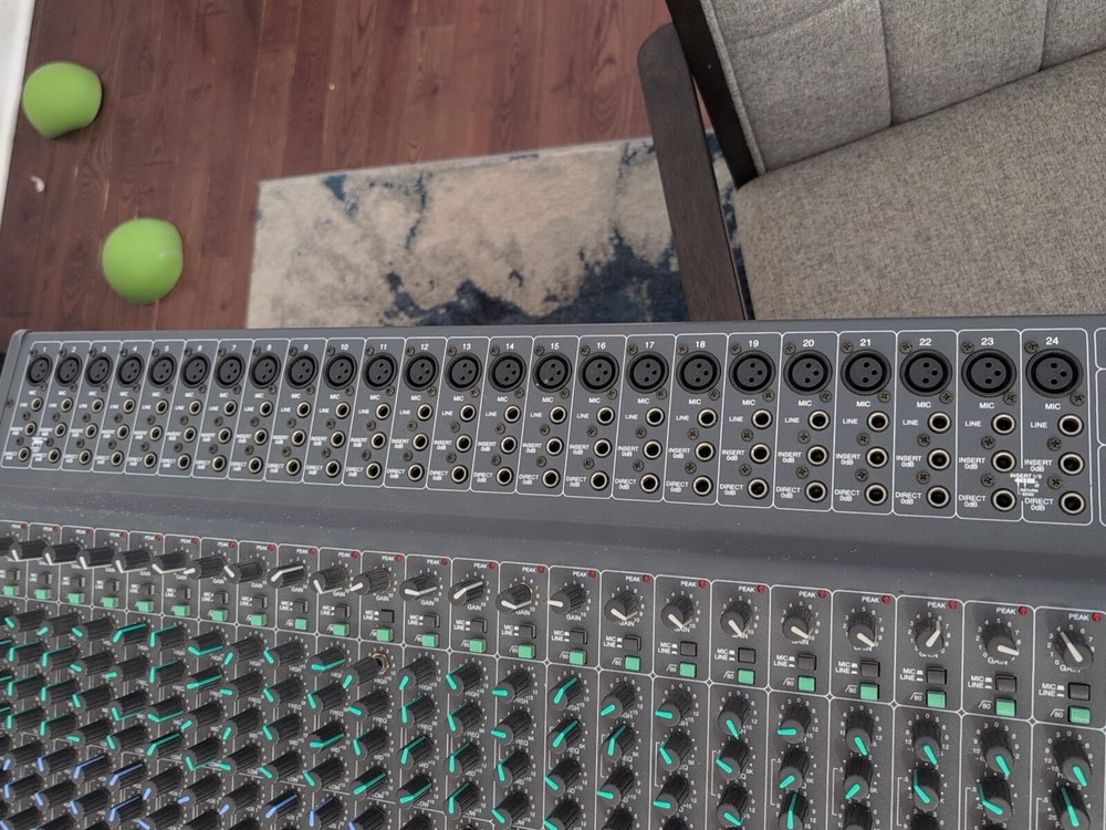 Ev M4 Mixing Console 24 Channel