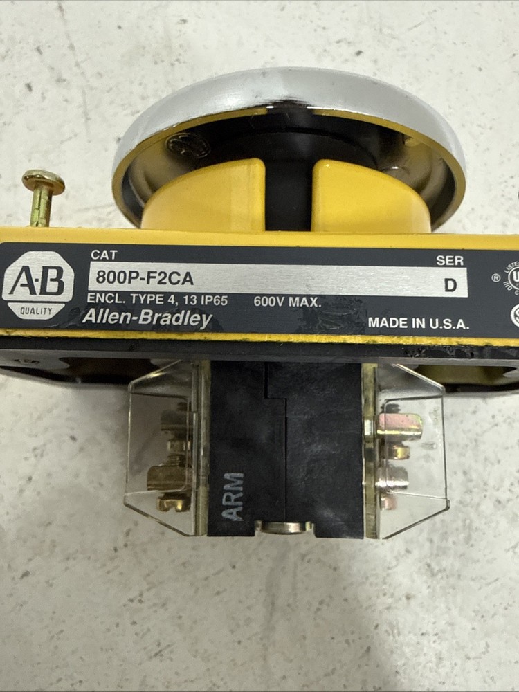 Allen Bradley 800P-F2CA Palm-type Chrome Pushbutton **NOS**
