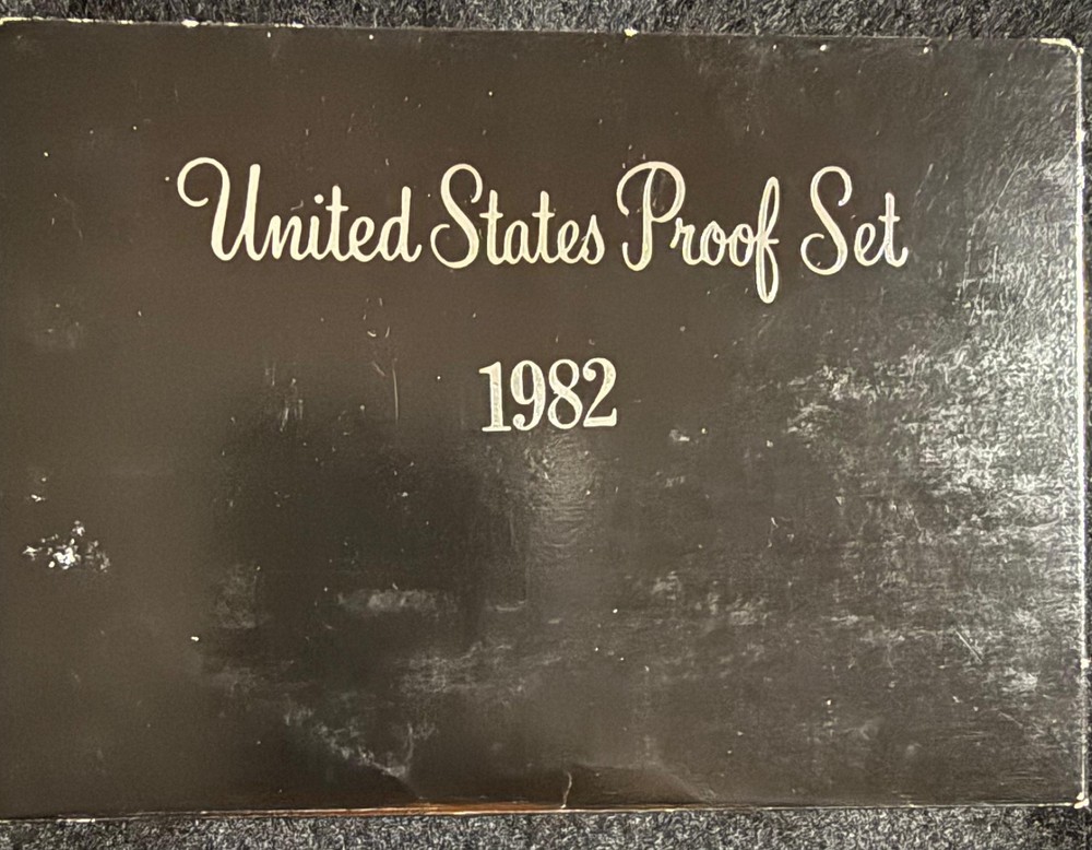 U.S. Mint 1982 Proof Set Uncirculated with Original Packaging