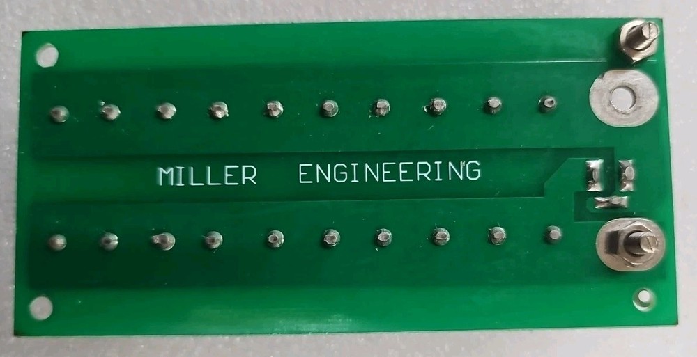 Miller Engineering #4805 Power Distribution Block. (12H)