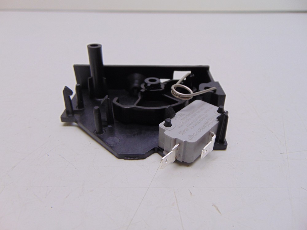 Frigidaire FMOS1846BSA Switch Bracket Upper