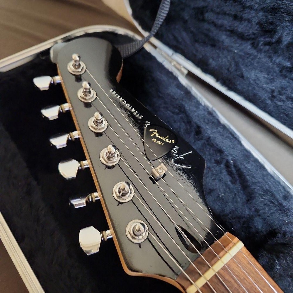 Fender Homage Strat Type Blackie