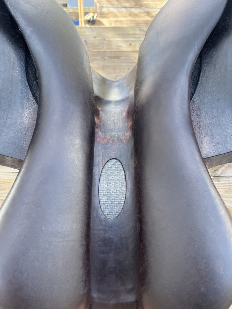 17.5” Equipe Special One Jumping Saddle