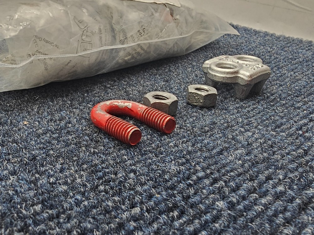(12 PIECES) R & M 3000000960: 1/4" Rope Clips