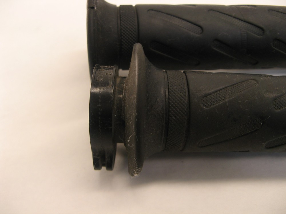 2011 SUZUKI VSTROM DL650 HANDLE GRIP TUBES