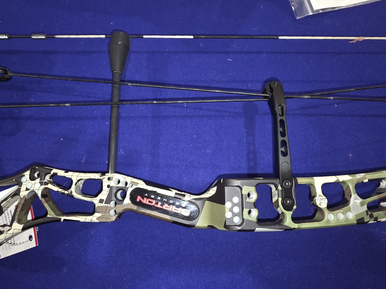 Darton Consequence Right Hand 60# Ursi Emerge 2.0 Camo - Brand New - 54