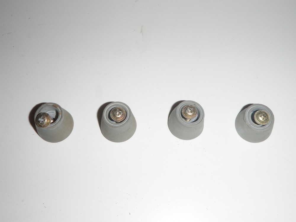 Toastmaster Bread Maker Machine Feet for Model 1194