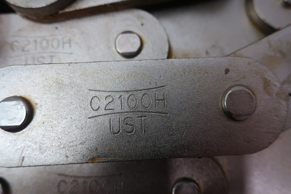 Tsubaki C2100H UST Single Roller Chain 10ft 2-1/2in