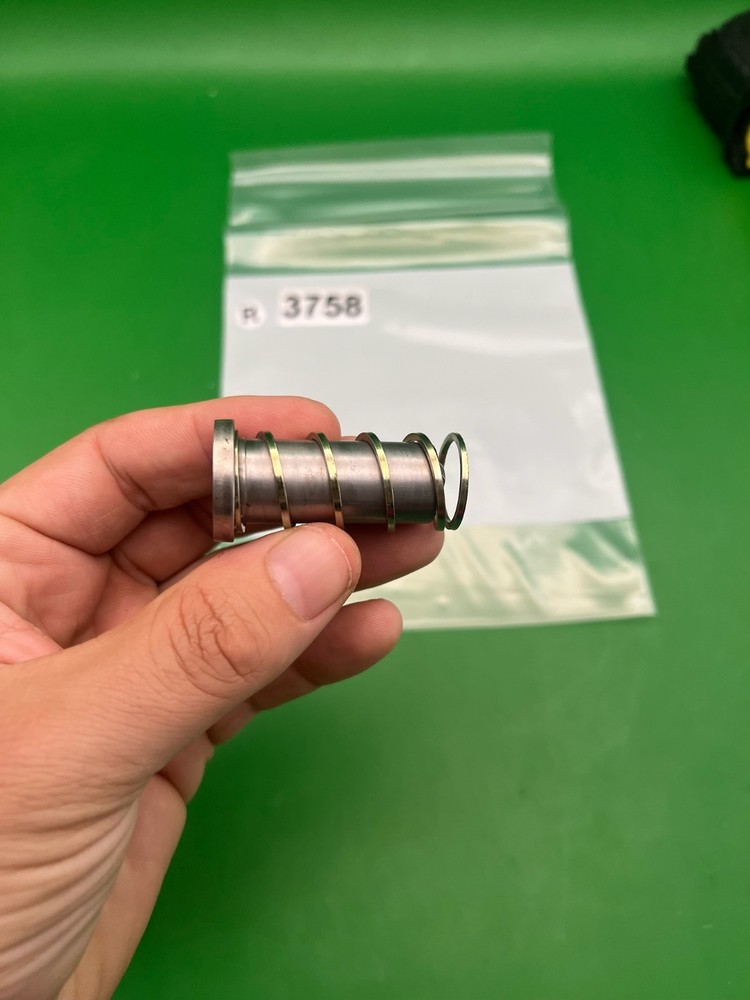 Level 7 Automag Bolt