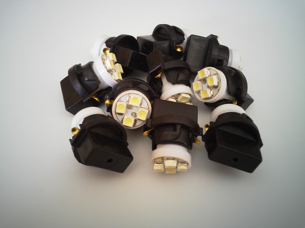 ForPontiac 10 White 4 LED Dashboard Instrument Panel Indicator Light Bulb Socket