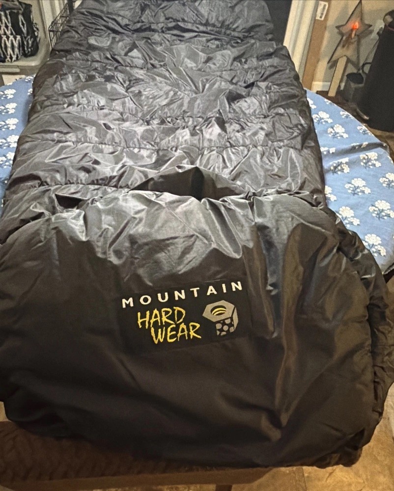 Mountain Hardware StormLight 5th Dimension -25F Polarguard 3D 85Oz