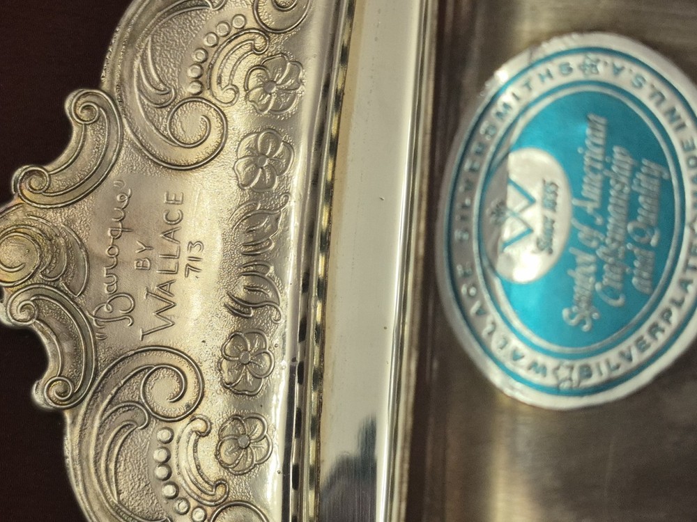 Baroque By Wallace Silverplate Buffet Server 713