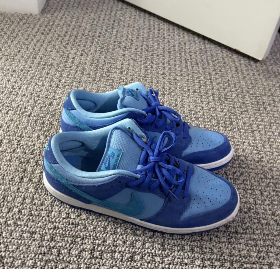 Nike SB Dunk Low blue raspberry Men's US Size 11