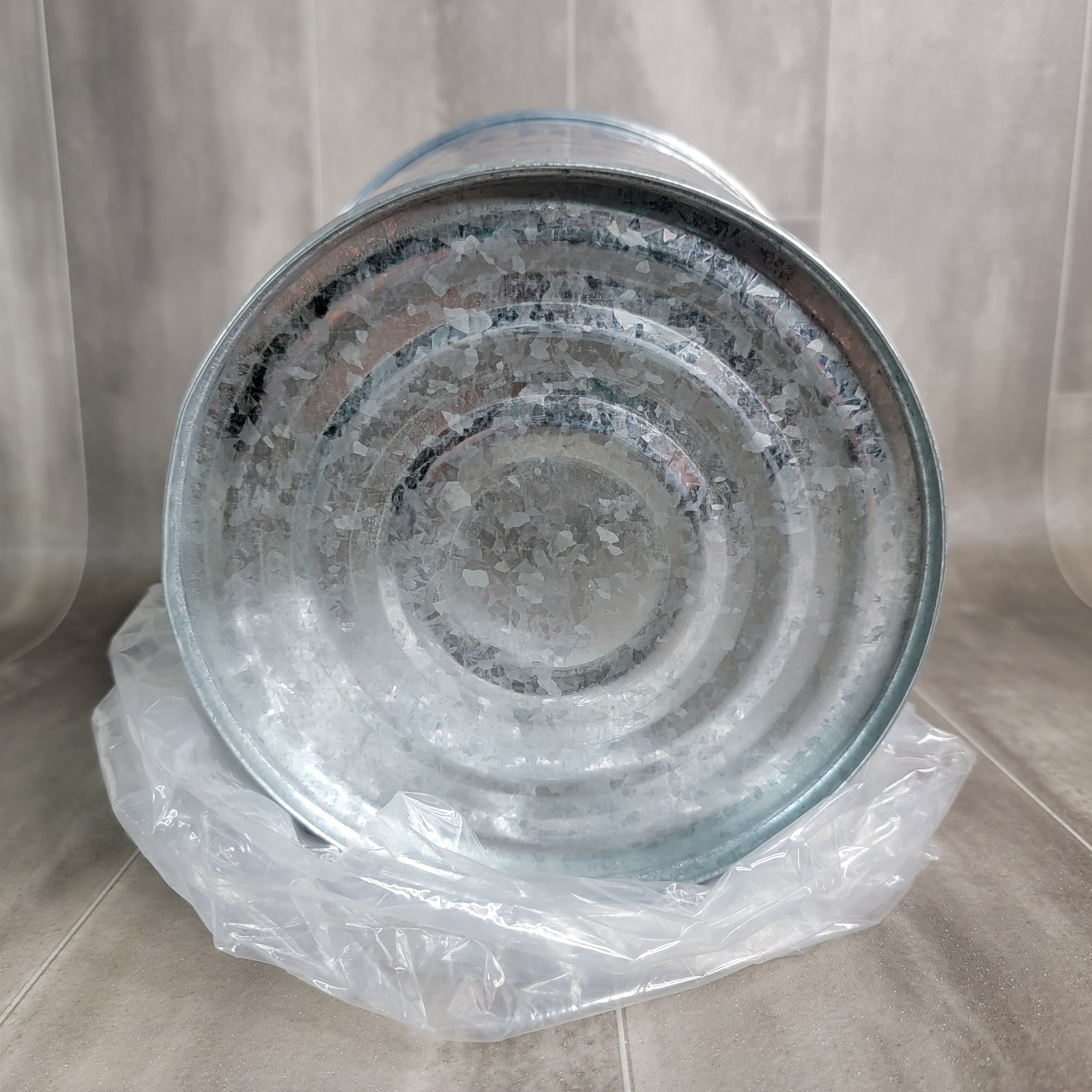 Modelo Especial Galvanized Steel Beer Bucket W/ Opener & Handle Man Cave Bar