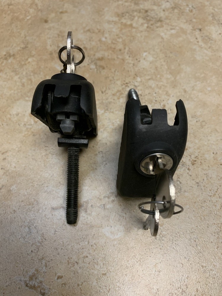 Thule Roof Mount Rack Hardware Keyed Locks w/ Keys Lot 2