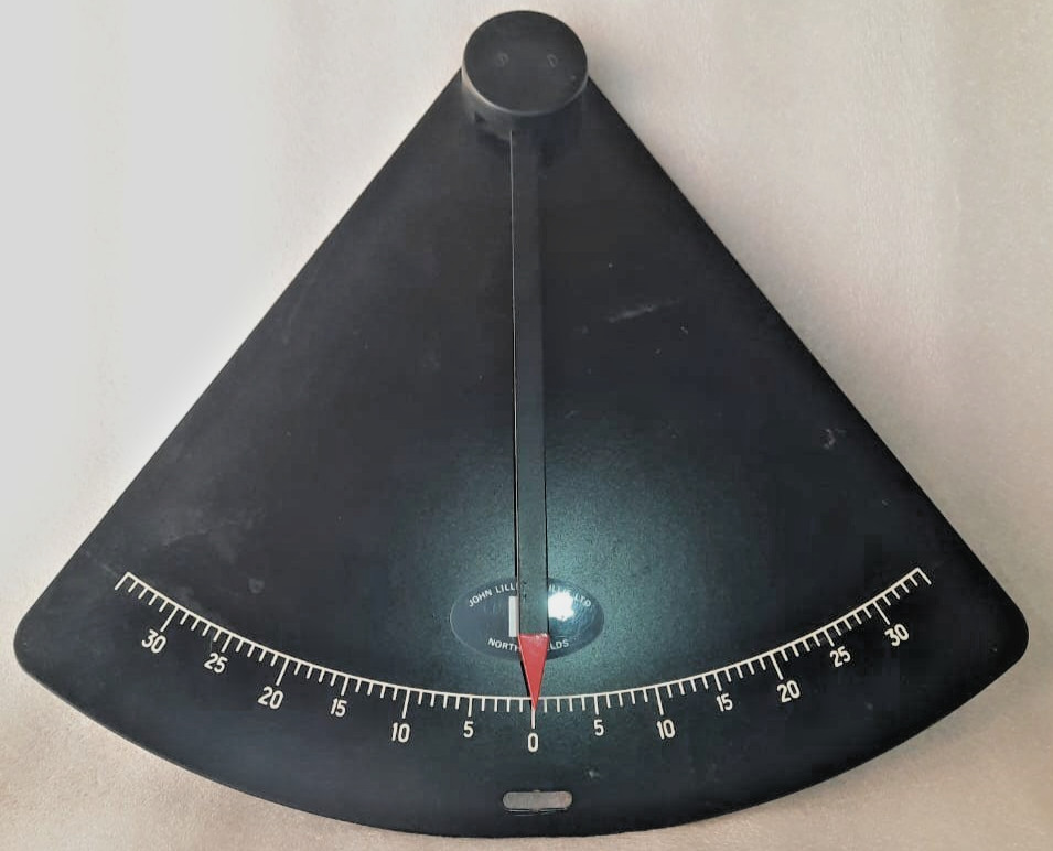 JOHN LILLY & GILLIE LTD CLINOMETER FROM NORTH SHIELDS