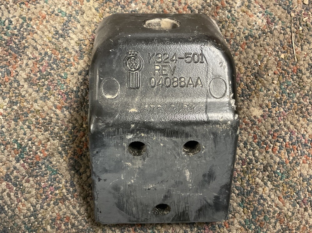K324-501 Kenworth shock brackets