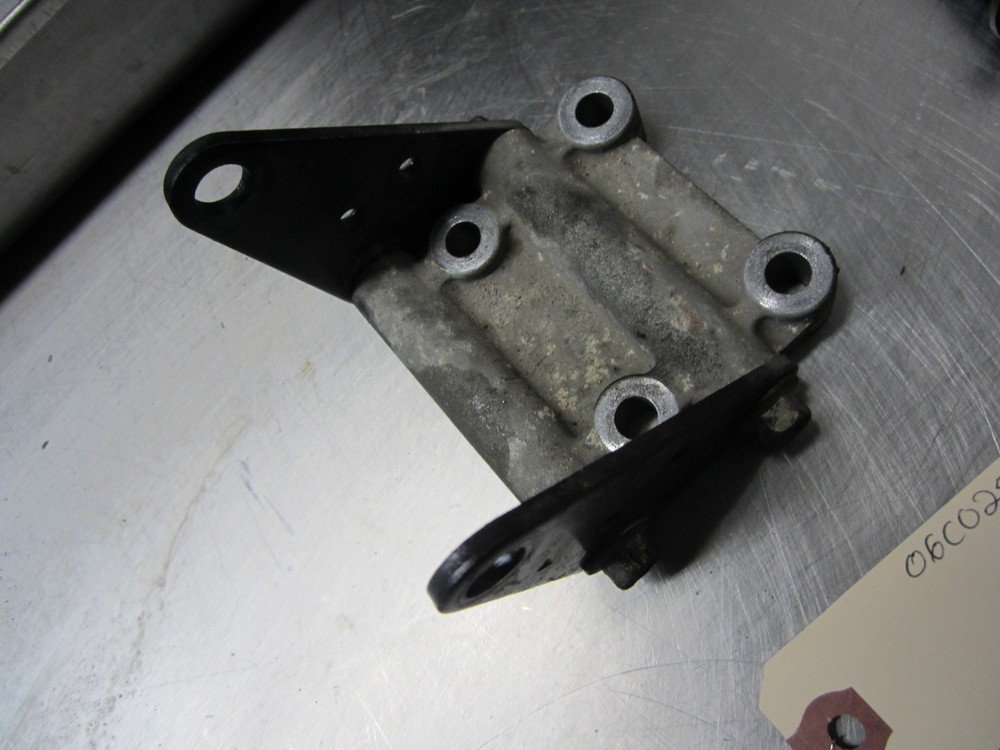 Intake Manifold Support Bracket From 1998 JAGUAR XJ8  4.0
