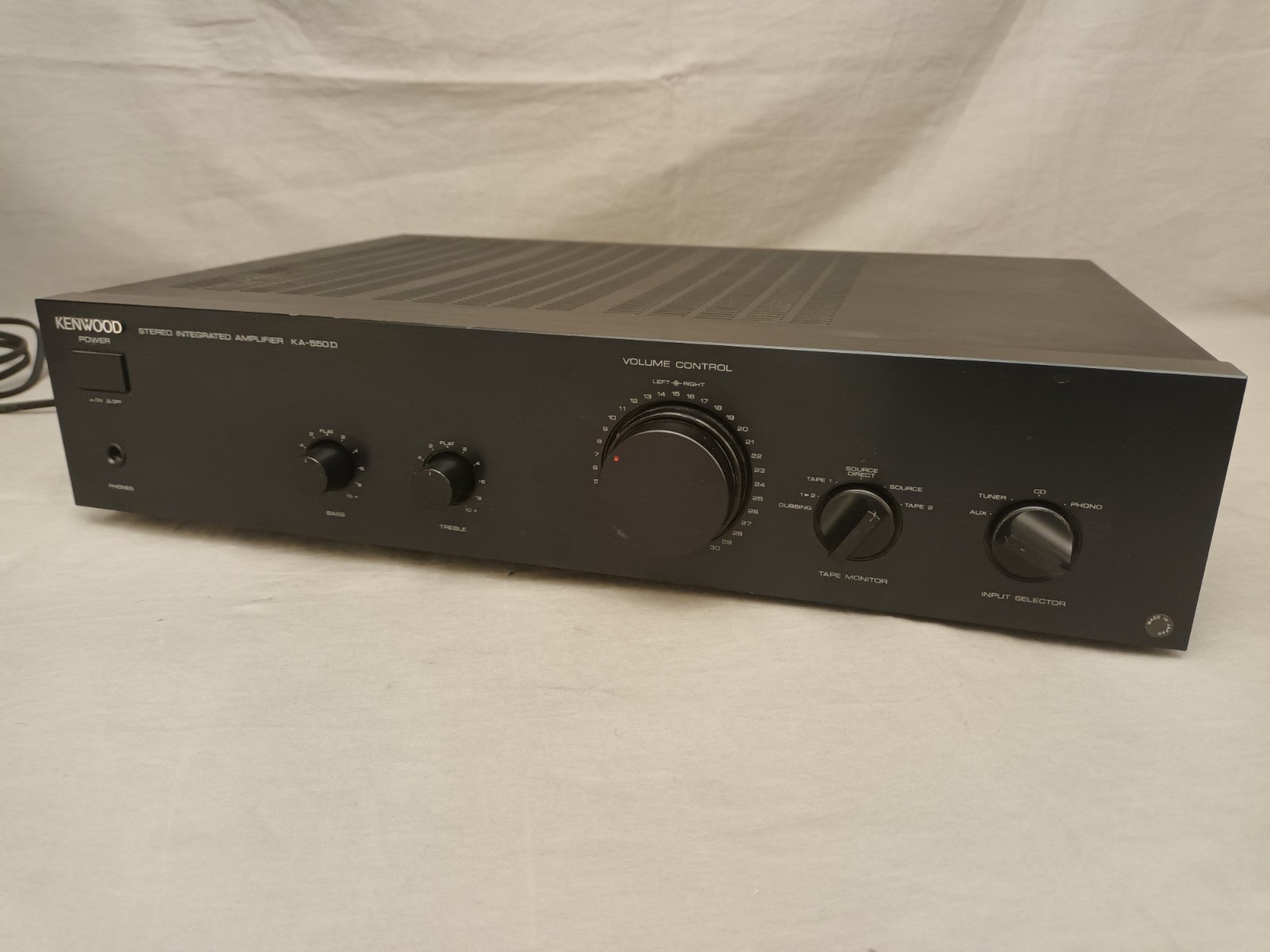 KENWOOD KA-550D Stereo Integrated Amplifier with Phono Working 100%