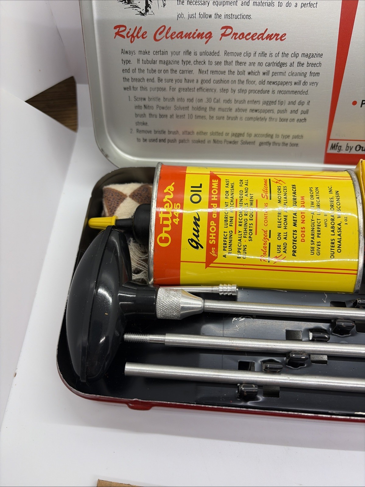 VTG Outers Gunslick No. 477 Rifle Cleaning Kit 22 In Original Box Red Tin (13)