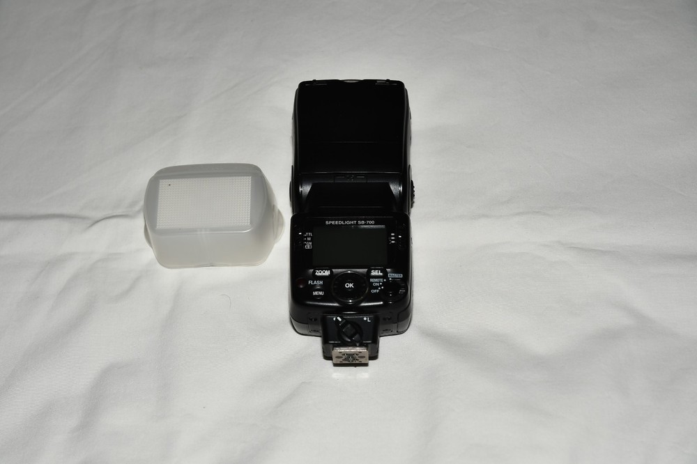 Nikon SB700