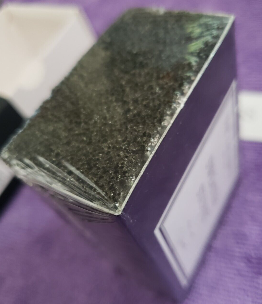 The Laundress New York - SWEATER STONE - De-Pills, Renewing the Finish & More!