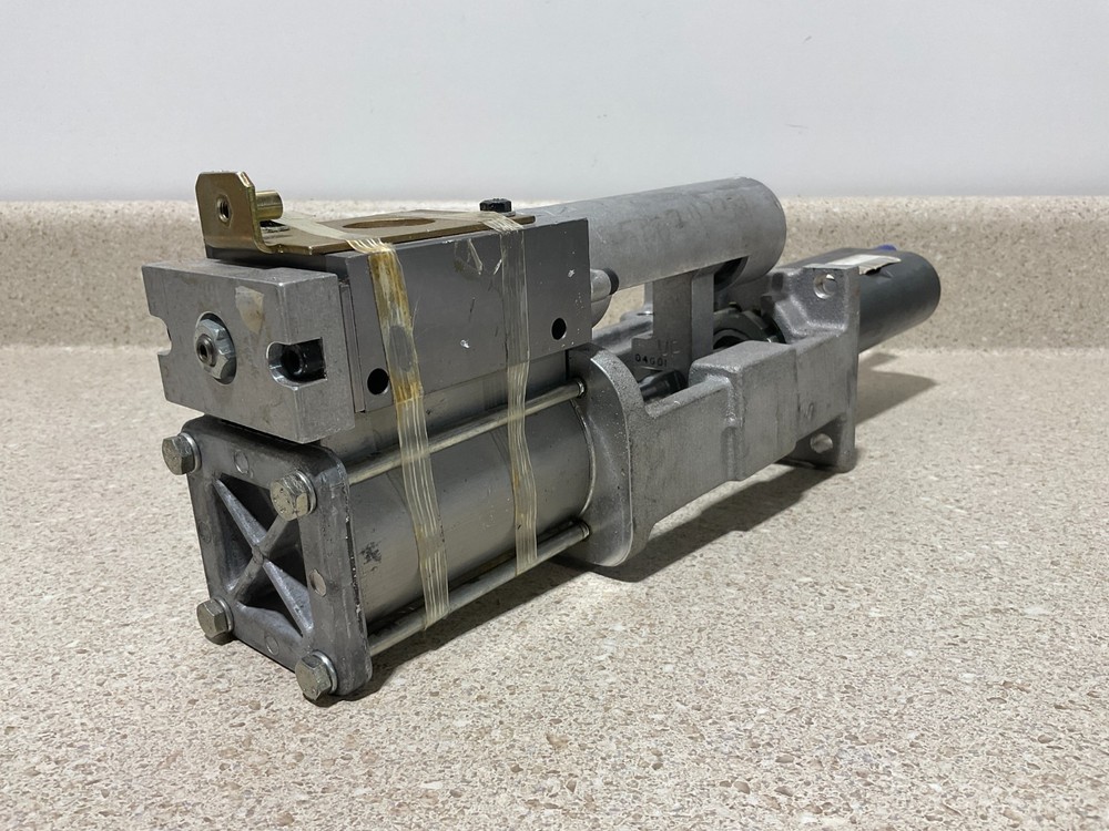 Nordson 274996 Pump NEW
