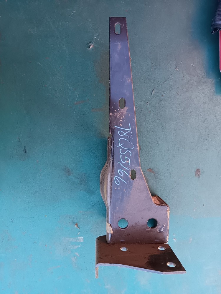 New OEM Complete LH Front Cab Bracket for Mack 78QS5166