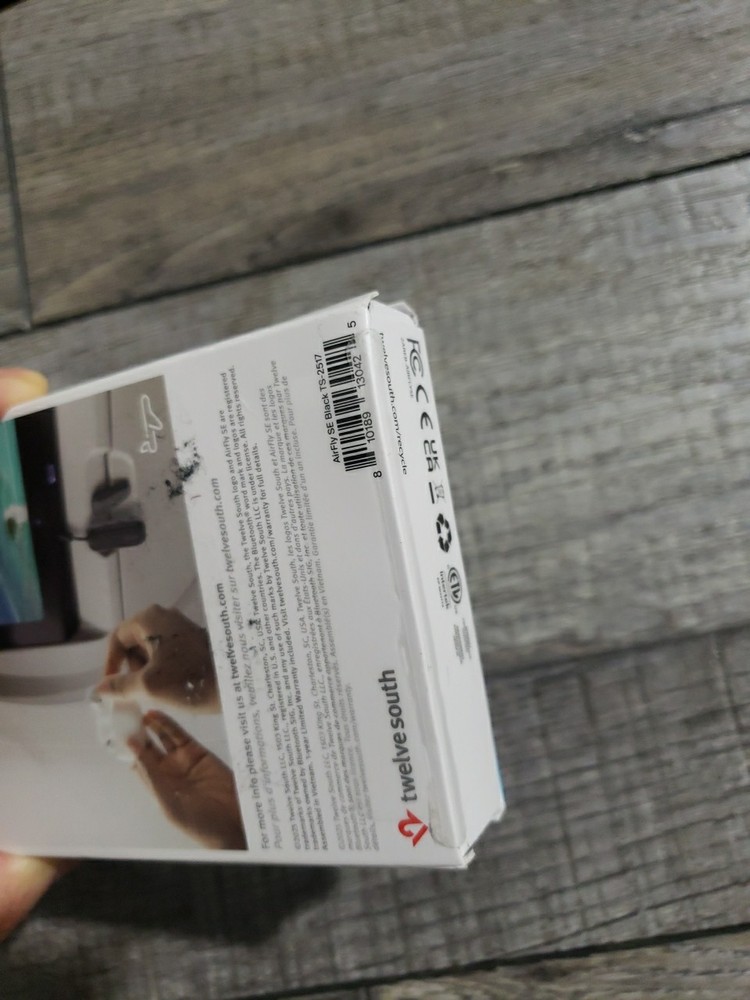 Twelve South AirFly SE, Bluetooth Wireless Audio Transmitter for... BLACK