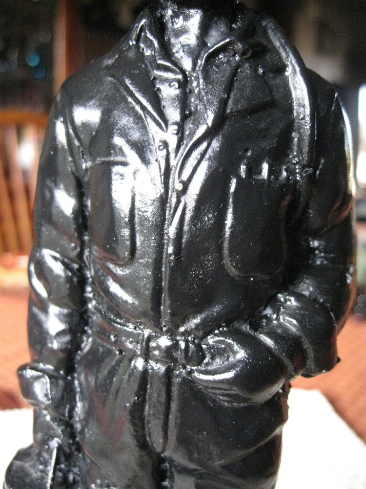 🇺🇸 😃 ⚒️ 🔥 vintage coal miner statue