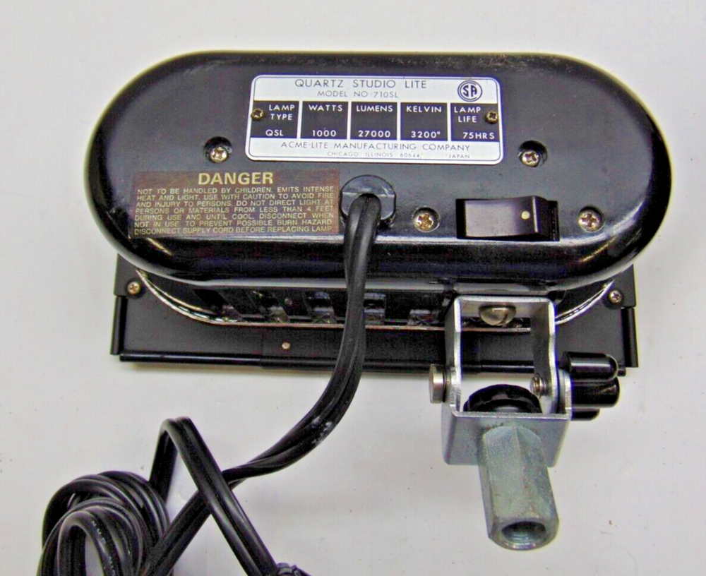 Quartz Studio Lite set 2 Studio Lights original box 710SL lights One tripod