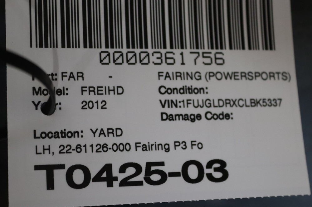 2008-2017 FREIGHTLINER CASCADIA 125 LEFT FORWARD FAIRING STEP FRAME PANEL OEM