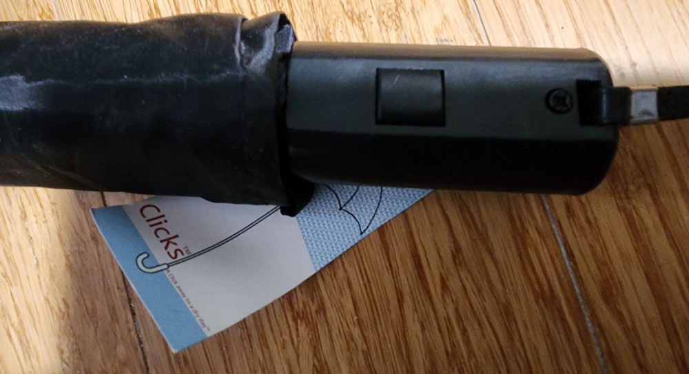 Clicks Black Handle Umbrella Automatic open, straight handle 15"