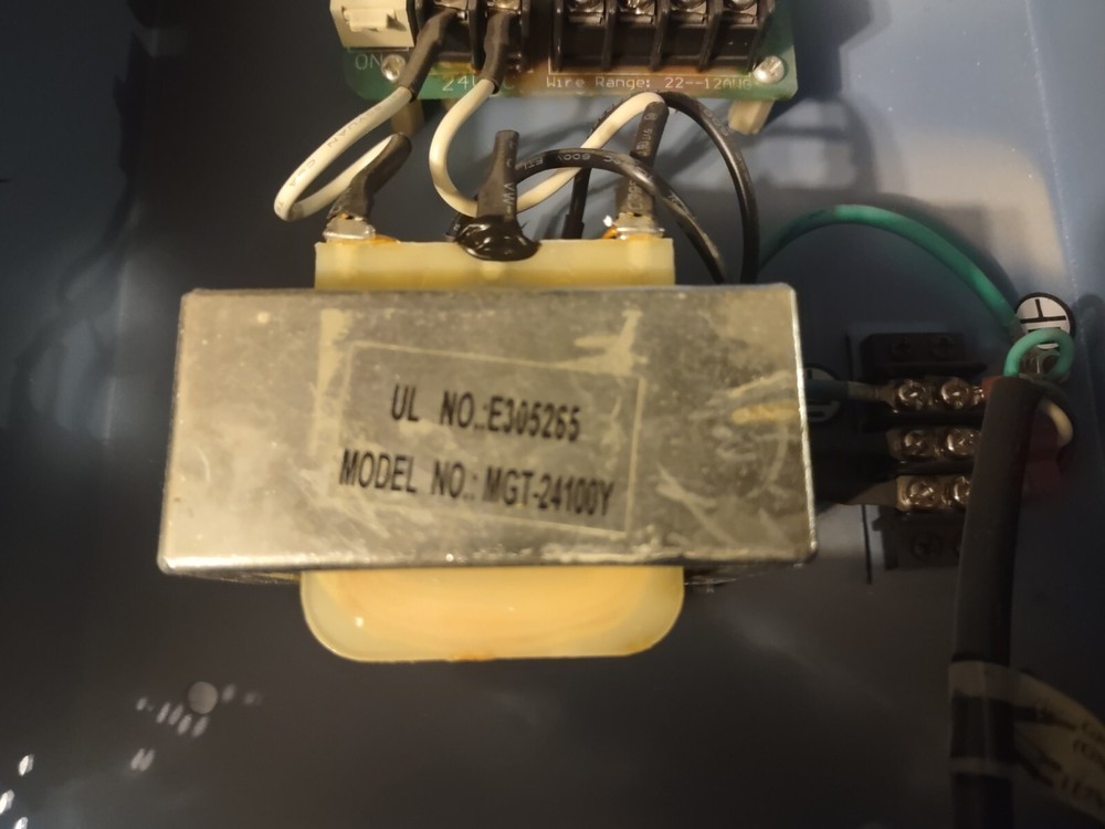 MG Electronics DPS-4-UL 4-Camera 24VAC 4A Distributed Power Supply