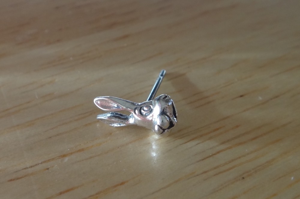 SINGLE Sterling Silver TINY 9x9mm Easter Bunny Rabbit Face Stud Earring